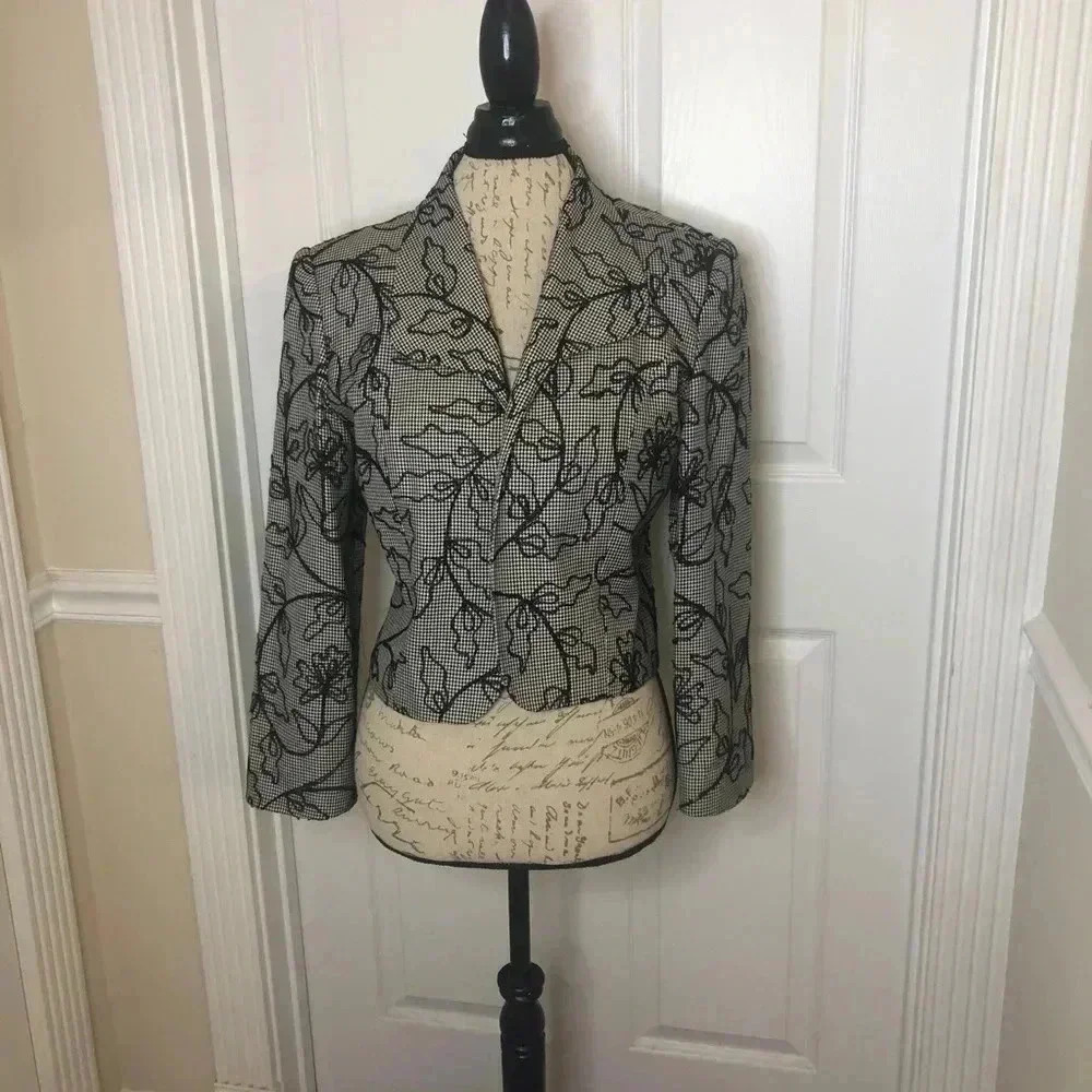 Don caster blazer/ preowned-great condition-sz8